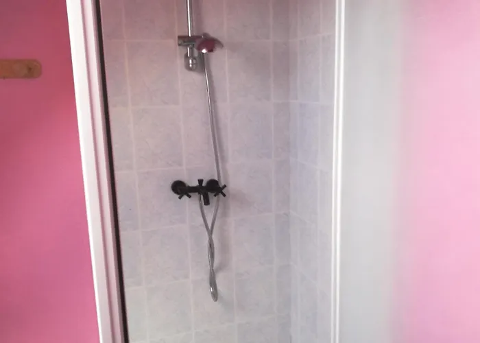 Veigne Room