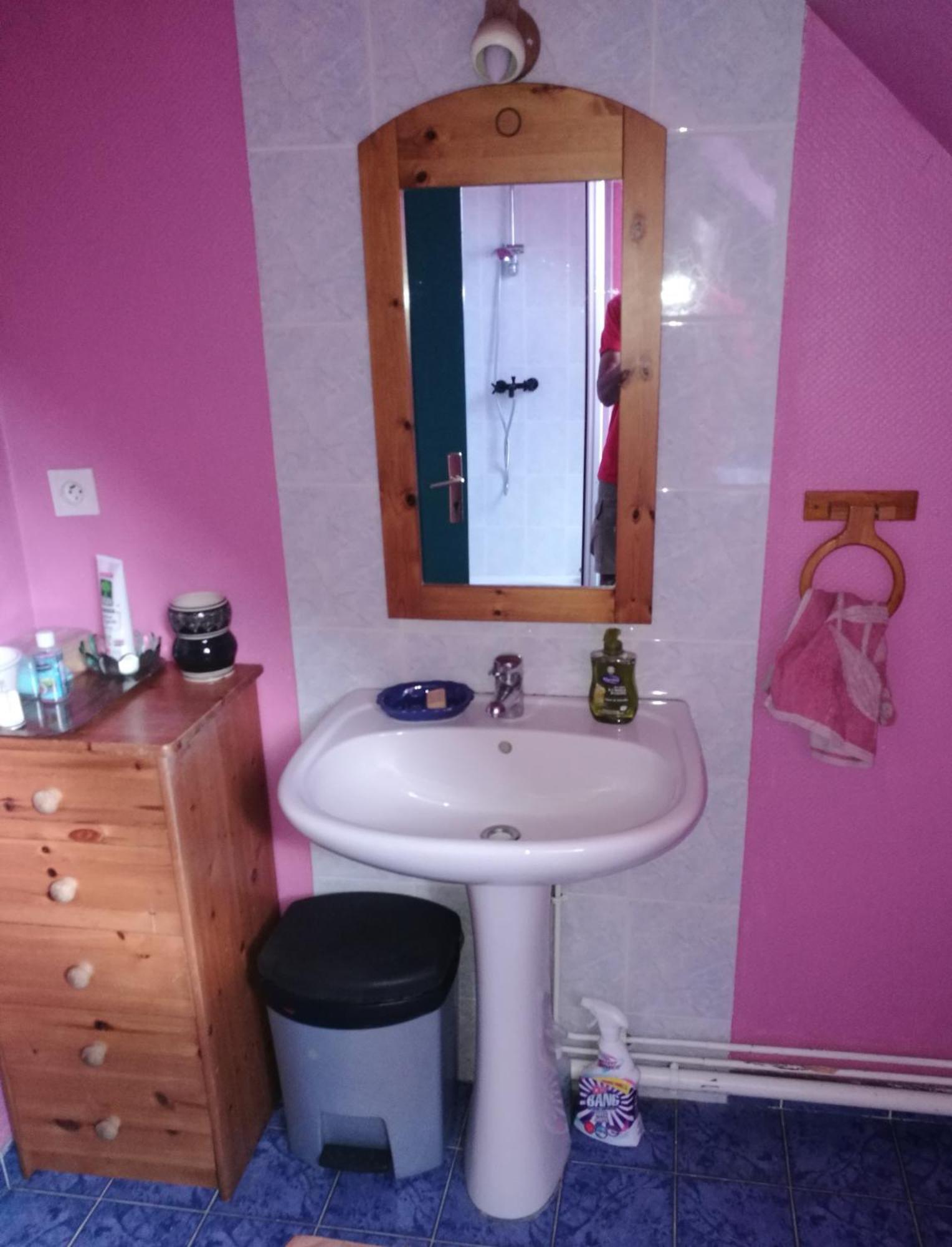 Veigne Room Privatunterkunft *